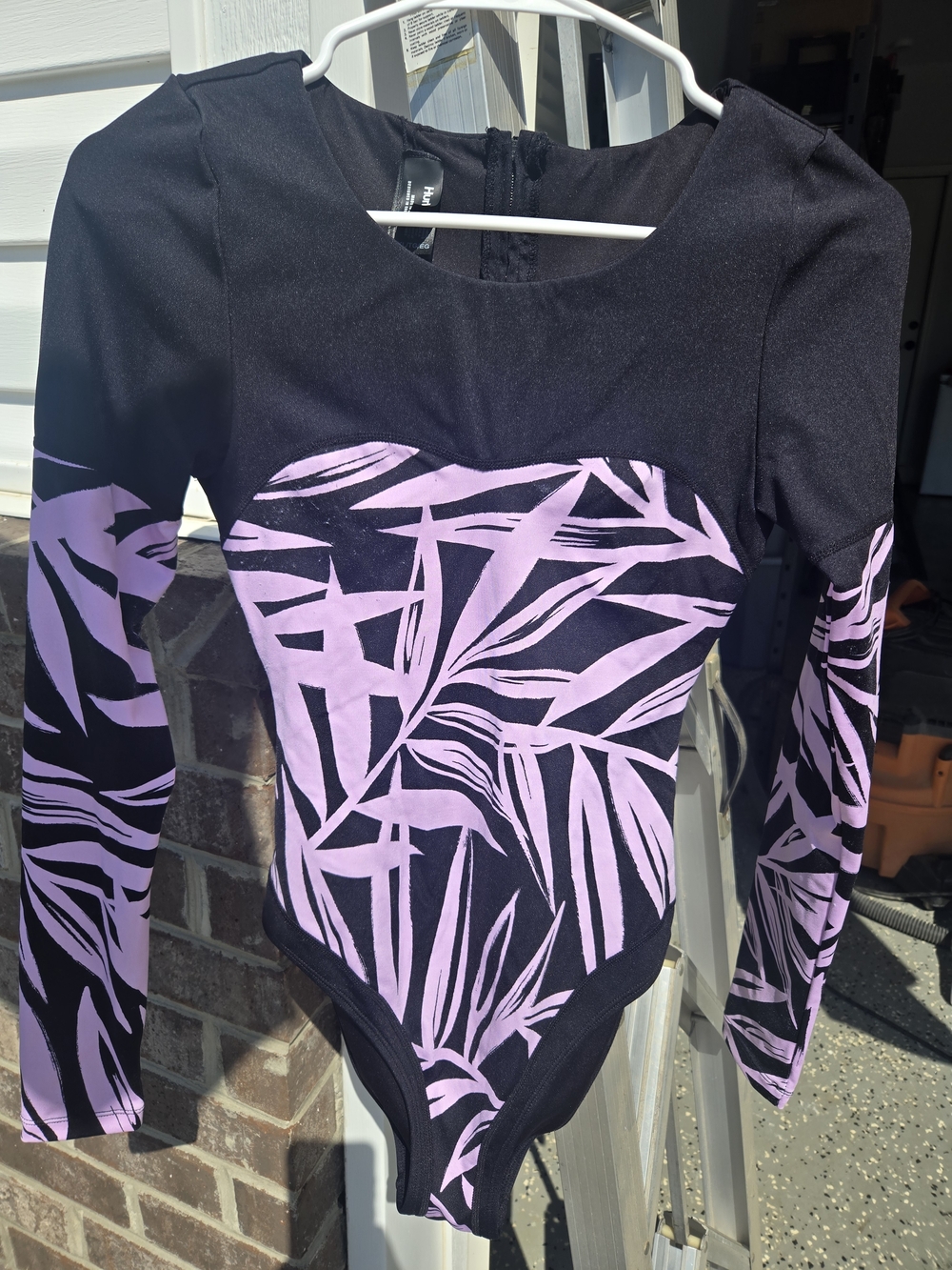 Black & Lilac Leaf-Print Long Sleeve Leotard